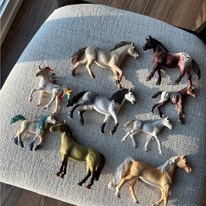 Set of 9 Schleich Horse Figurines
